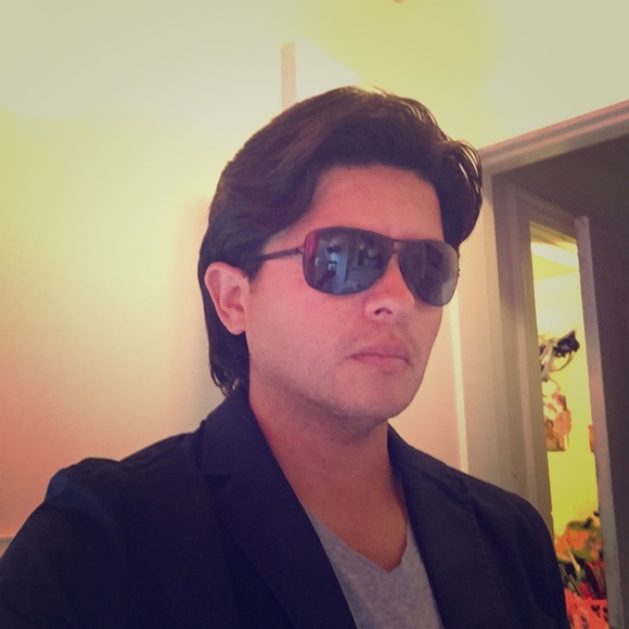 Meet your Posher, Boris - Picture 1 of 2